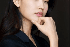 Hwang Hyun Joo Nationality, Age, Born, Gender, Hwang Hyun Joo is a Korean model and actress.
