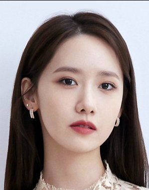 Im Yoon Ah Nationality, Born, Gender, Im Yoon Ah, usually stylized as Yoona, is a popular South Korean pop singer, dancer, actress, version and spokesmodel.