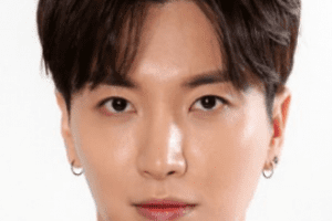 Lee Teuk Nationality, Born, 이특, 朴正洙, Age, Gender, Park Jeong Su, credited by means of his level call Leeteuk, is a South Korean singer-songwriter, MC, television host, and actor.