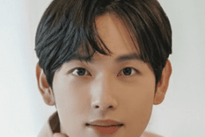 Yim Si Wan Nationality, Age, 임시완, Born, Gender, Yim Si Wan, born as Im Woong Jae in Busan, is a South Korean actor and singer.