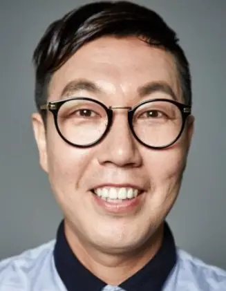 Kim Young Chul Nationality, Age, 김영철, Born, Gender, Kim Young Chul is a South Korean comic and singer.