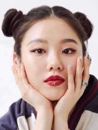 Lee Lee Jung Nationality, Born, Gender, 이리정, Plot, Lee Lee Jung is a choreographer and dancer. “Break Through” “Feel Special” and “Fancy” choreographies.