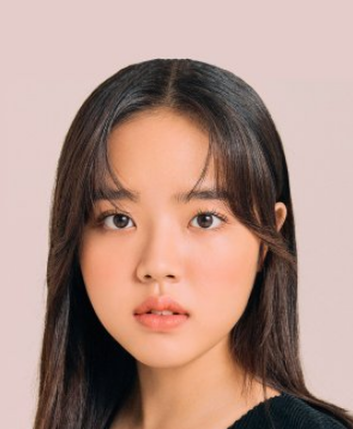 Kim Hyang Gi Nationality, Born, Plot, 김향기, Age, Gender, Kim began her profession as an infant actress, and primary appeared in the animal movie Hearty Paws.