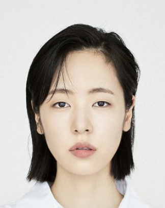 Gong Sung Ha Nationality, Age, Born, 공성하, Gender, Gong Sung Ha is a South Korean actress.
