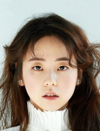 Ahn So Hee Plot, Nationality, Born, 안소희, Age, Gender, Ahn So Hee, generally regarded via her level name So Hee, is a South Korean idol singer, actress, dancer, version, and MC.
