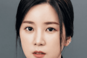 Park Cho Rong Plot, Nationality, 박초롱, Age, Born, Gender, Park Cho Rong, better recognised with the aid of her level call Chorong.