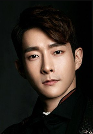 Ryan Nationality, Plot, Age, Born, 라이언, Gender, Ryan, born as Joo Jong Hyuk, is a South Korean actor and singer.