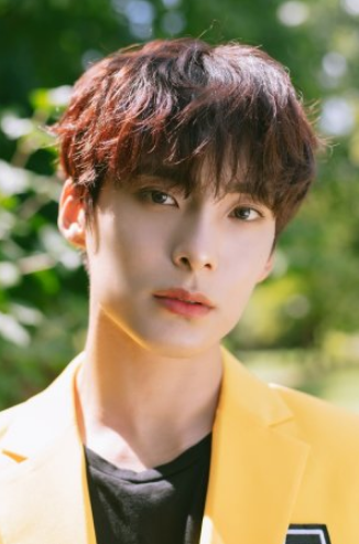 Jun Nationality, Born, Age, Gender, 박준희, Plot, Park Jun Hee, also regarded via his stage call Jun, is a member of the boy institution A.C.E.