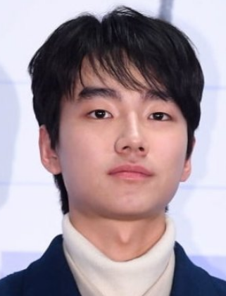 Sung Yoo Bin Nationality, Gender, Born, Age, Biography, Plot, Sung Yoo Bin is a South Korean actor represented by means of the United Artists Agency.