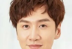 Lee Kwang Soo Nationality, Born, Gender, Lee Kwang Soo is a South Korean actor, model, and entertainer exceptional regarded for being a former member of the range display "Running Man".