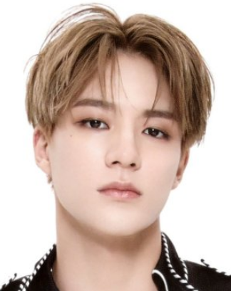 Lee Je No Plot, Age, Nationality, Born, 이제노, Gender, Lee Je No is a member of a South Korean boy group NCT beneath SM Entertainment.