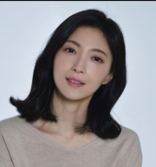 Jeon Soo Ji Nationality, Biography, Gender, Born, Age, Plot.