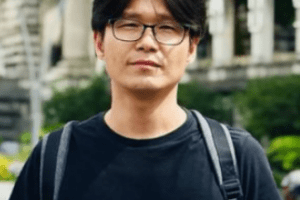 Yi Seung Jun Nationality, Gender, Age, Born, Biography, 이승준, Plot, Seung-Jun Yi is a documentary director/manufacturer born in Busan, South Korea, 1971 and based totally in Seoul.
