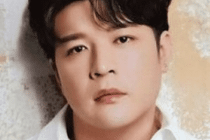 Shin Dong Nationality, Age, Born, Gender, Biography, 신동, Plot, Shin Dong Hee, higher recognized by his degree call Shindong, is a Korean pop singer, actor, presenter.