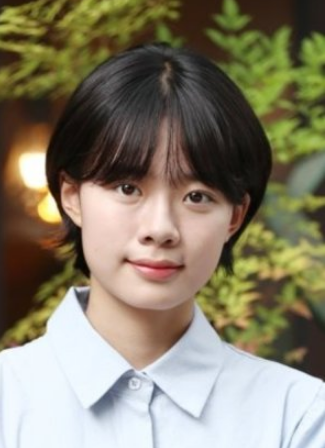 Lee Jae In Nationality, Special, Age, Born, Biography, 이재인, Plot, Gender, Lee Jae-in is a South Korean actress, born in Taebaek, Gangwon.