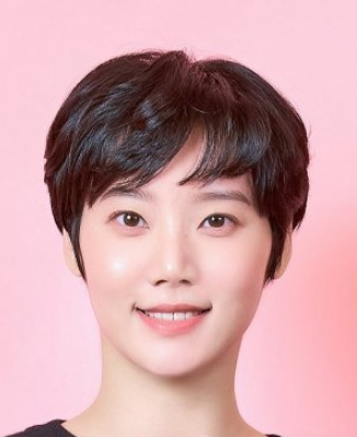 Kim Mi Soo Nationality, Gender, Age, Born, 김미수, Biography, Plot, Kim Mi Soo became a South Korean actress and version controlled by using Landscape Entertainment.