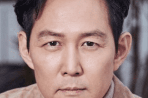 Lee Jung Jae Nationality, Gender, Age, Born, 이정재, Biography, Plot, Born in Seoul. Majored Drama at Dongguk University. Started modelling in 1993.
