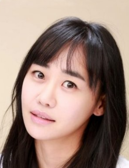 Kang Rae Yeon Nationality, Gender, Age, Biography, Born, 강래연, Plot, Kang Rae Yeon is a South Korean actress.