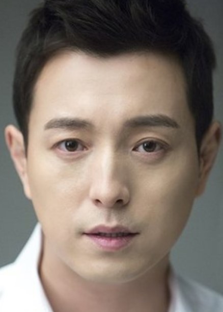 Jung Sung Il Nationality, Born, Gender, Age, 정성일, Biography, Plot.
