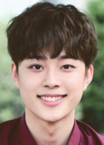 Yoo Sun Ho Nationality, Born, Age, 유선호, Biography, Plot, Yoon Seon Ho is a South Korean vocalist and entertainer.