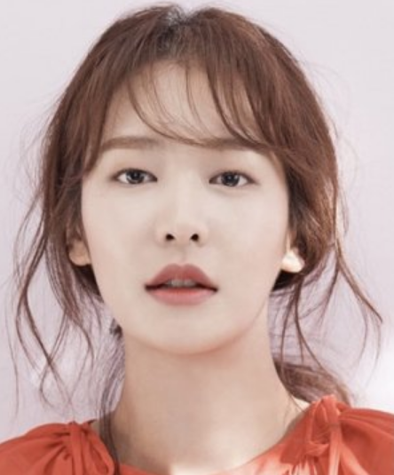 Jung Eugene Nationality, Age, Born, Gender, 정유진, Plot, Jung Yoo Jin, also referred to as Eugene Jung, is a South Korean version and actress.