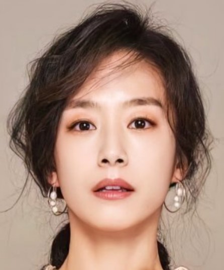 Kwak Sun Young Nationality, Gender, Born, Age, 곽선영, Plot, Kwak Sun Youthful is a South Korean entertainer under Bloom Diversion.