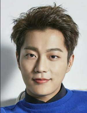 Yoon Doo Joon Nationality, Born, Age, 윤두준, 윤두준, Gender, Plot, Yoon Doo Joon is the main individual from Highlight to join up with the military.