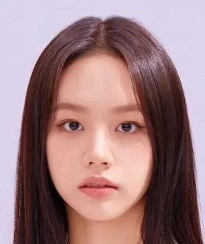 Lee Hye Ri Nationality, Age, Born, 이혜리, Biography, Gender, Plot, Lee Hye Ri, referred to mononymously as Hyeri, is a South Korean entertainer, vocalist, and TV character.