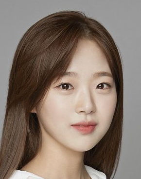 Kim Shi Eun Nationality, Age, Born, Gender, 김시은, Biography, Plot, Kim Shi Eun is a South Korean entertainer under KeyEast Diversion.