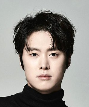 Gong Myung Plot, Nationality, Age, Born, 공명, Biography, Gender, Gong Myung, original name Kim Dong Hyun, is a previous individual from 5urprise, a five-part entertainer bunch that spread out into music, CFs, and theatrical presentations.