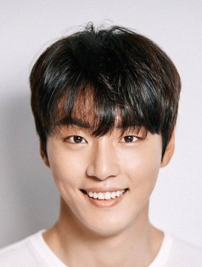 Yoon Shi Yoon Nationality, Born, Age, 윤시윤, Gender, Biography, Plot, Yoon Shi Yoon, brought into the world in Suncheon as Yoon Dong Gu, is a South Korean entertainer