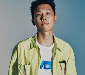 George Nationality, Biography, Age, Born, Gender, 이동민, Plot, Lee Dong Min, recognised with the aid of his level call George, is a South Korean singer.