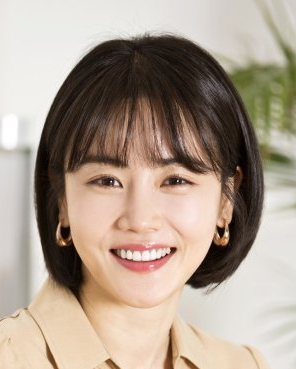 Hwang Woo Seul Hye Nationality, Biography, 황우슬혜, Plot, Age, Born, Gender, Hwang Woo Seul Hye is a South Korean actress beneath TH agency.