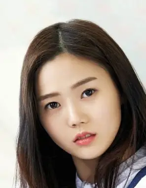 Choi Hyo Jung Plot, Age, Born, Biography, Nationality, 최효정, Gender, Choi Hyo Jung is the pioneer, lead singer, and lead artist of the South Korean young lady.