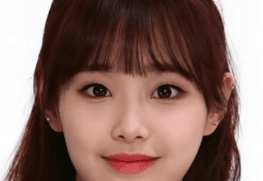 Chuu Nationality, Gender, 츄, Biography, Born, Age, Plot, She was the tenth member of the group to be revealed by the group's pre-debut project.