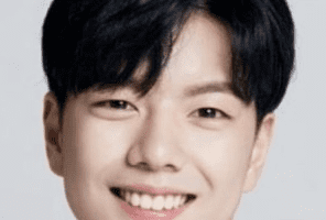 Ji Min Hyuk Nationality, Biography, Gender, 지민혁, Age, Born, Plot, He appeared in the film "Siblings in Paradise" in 2018, yet is most popular for his job in "Sweet vengeance 2".