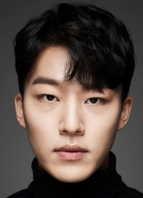 Won Tae Min Nationality, Age, Plot, Biography, 원태민, Born, Gender, He went to the Korea Public College of Artistic expression, and made his acting presentation in the 2016 film "Mobsters' Composition".