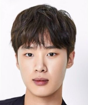 Kim Dong Hee Nationality, Biography, Age, Gender, Born, Plot, He is as of now learning at Gachon College, studying Acting Expressions. In 2018, Kim showed up in the series called "A-youngster."