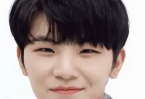 Woozi Nationality, Biography, 우지, Age, 이지훈, Born, Plot, Gender, He can play the guitar, drums, clarinet, and piano.