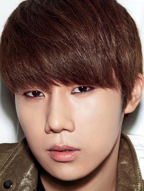 Kim Sung Gyu Nationality, Biography, 김성규, Plot, Age, Born, Gender, He enrolled on May 14, 2018 and was released on January 8, 2020.