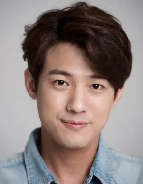 Seo Joon Young Nationality, Plot, 서준영, Biography, Born, Age, Height, Gender, He is most popular for his jobs in grant winning non mainstream "Grim Evening".