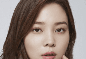 Yoon So Hee Nationality, Gender, Born, Age, 윤소희, Height, Plot, Yoon has shown up on tvN "Hit the S Style," where grounds style symbols were included.