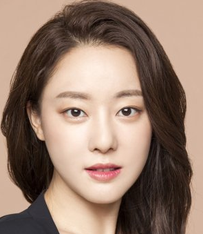 Go Woo Ri Nationality, Biography, Age, 고우리, Gender, Born, Plot, She was a student at SM Diversion prior to changing to DSP Media.