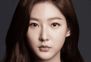 Kim Sae Ron Nationality, Plot, Age, Biography, 김새론, Born, Gender, She is most popular for her jobs in Korea and the movies.