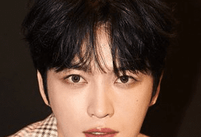 Kim Jae Joong Nationality, Age, Born, Biography, Gender, 김재중, Plot, Kim Jae Joong is a South Korean vocalist, lyricist, entertainer, and chief.