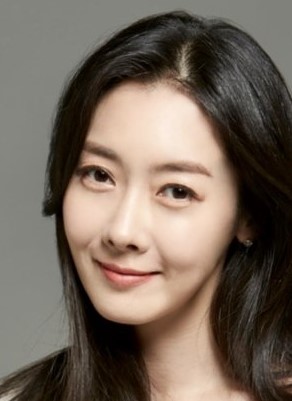 Yoo Ji Yeon (유지연) Nationality, Biography, Gender, Born, Age, Intro, Yoo Ji Yeon is a South Korean entertainer.