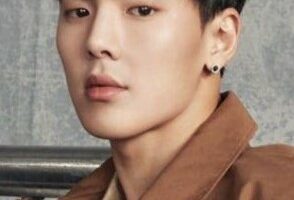 Shownu Nationality, Plot, Gender, Age, Biography, Born, Intro, Shownu is a South Korean entertainer.