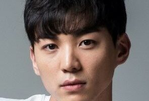 Kang Da Bin Nationality, Gender, Plot, Born, Age, Intro, Kang Da Bin is a South Korean entertainer.
