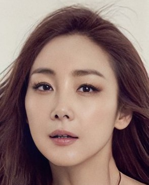Choi Ji Woo Nationality, Gender, Biography, Age, Born, Intro, Choi Ji Woo is a South Korean actress. 