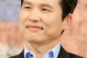 Kwak Jung Hwan Nationality, Age, Biography, Gender, Born, Kwak Jung Hwan is a South Korean director.